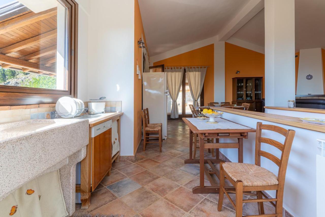 Villa Romitello Con Piscina Total Relax Борджетто Экстерьер фото