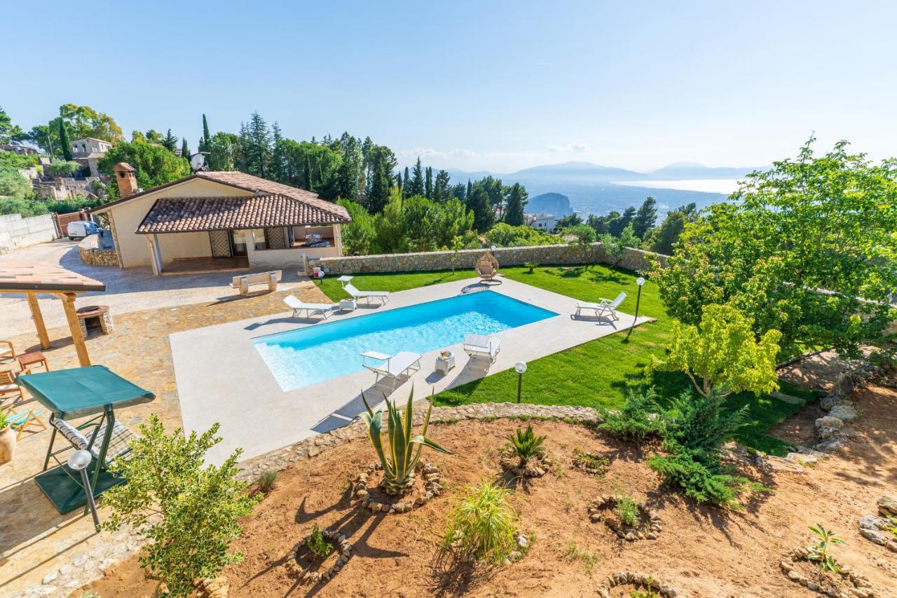 Villa Romitello Con Piscina Total Relax Борджетто Экстерьер фото